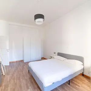 Hbhall Residenze Darsena 밀라노